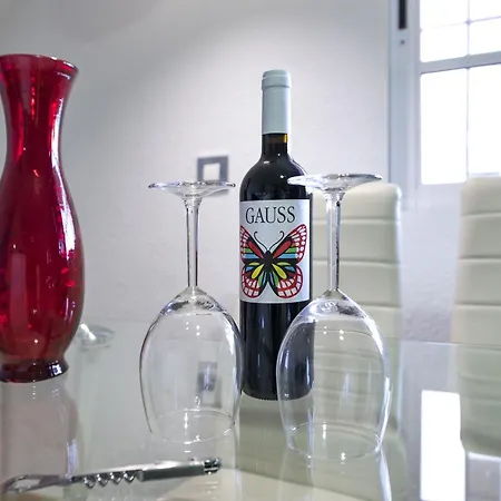 Noasti De Steram Flats * 托雷莫利诺斯