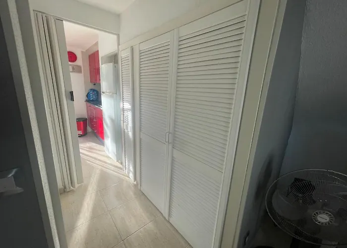 Noasti De Steram Flats Appartement *